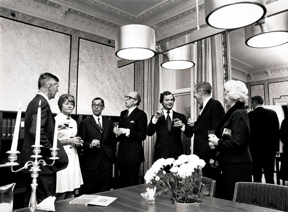 Kammarrätten i Göteborg invigdes den 11 oktober 1972 av dåvarande kronprins Carl Gustaf.