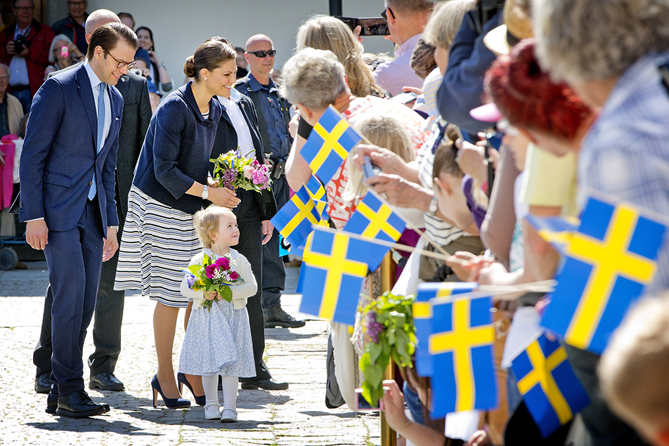 Kronprinsessfamiljen besökte Linköpings slott och Tåkern 2014.
