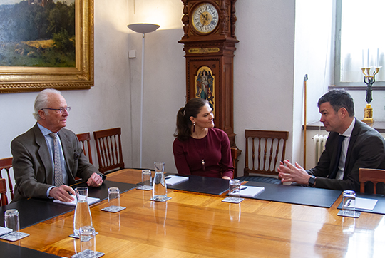 Kungen, Kronprinsessan och ambassadör Sohlström i samtal om den senaste utvecklingen efter "brexit".
