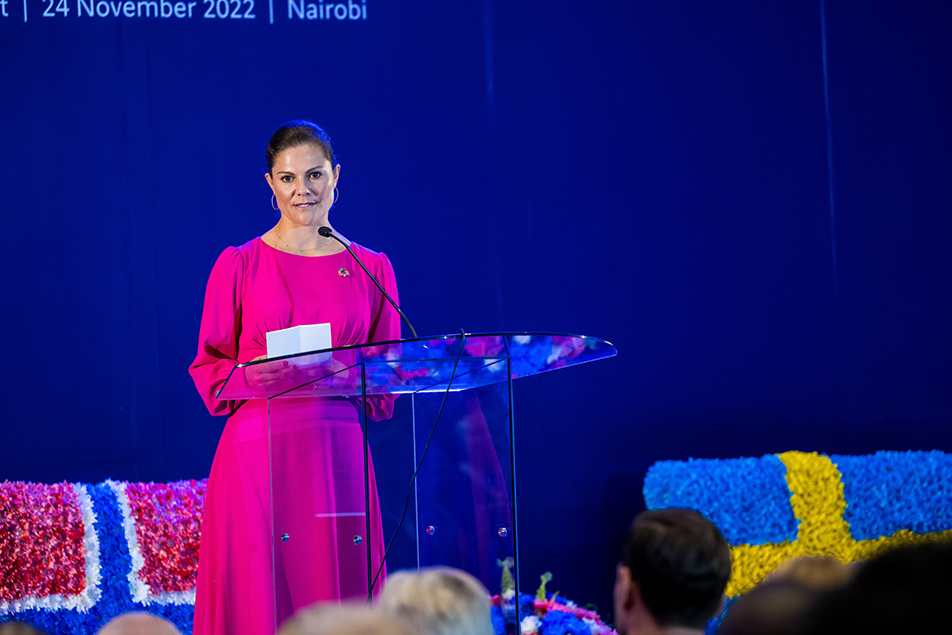 The Crown Princess gave a speech at the industry seminar. 