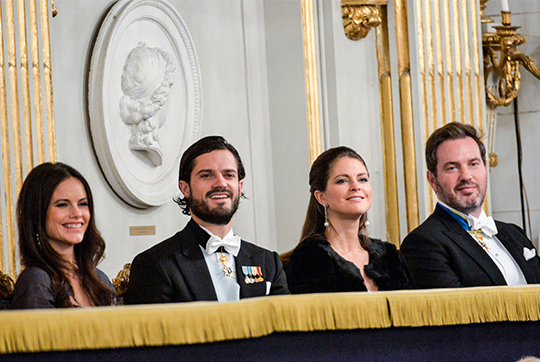 Sofia Hellqvist, Prins Carl Philip, Prinsessan Madeleine och Christopher O'Neill vid Svenska Akademiens högtidssammankomst i Börshuset. 