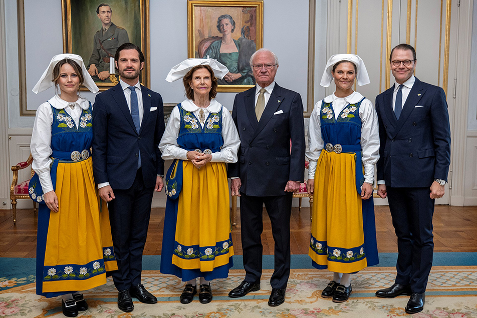 The Royal Family at the National Day reception at the Royal Palace. 