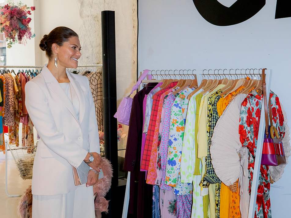 The Crown Princess visits the Sustainable Fashion Hub during Stockholm Fashion Week. 
