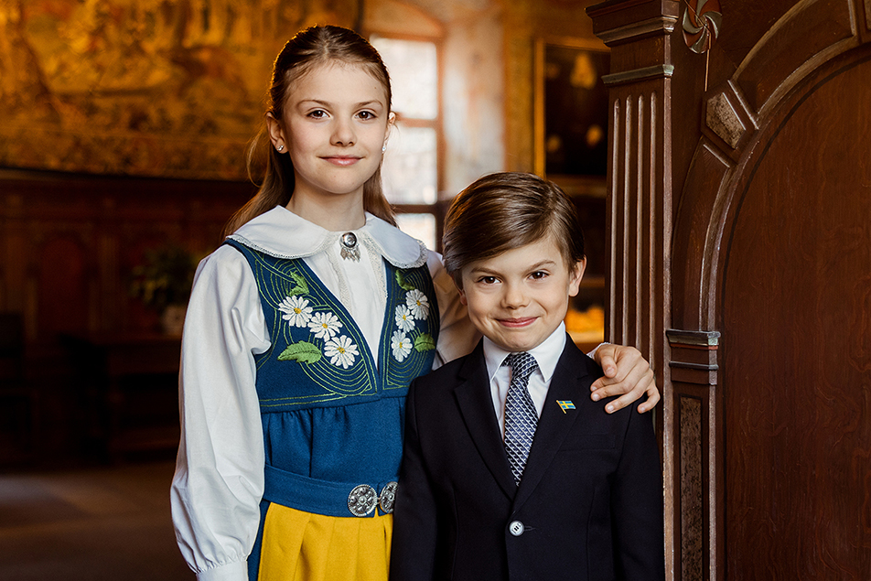 Prinsessan Estelle och Prins Oscar på Gripsholm inför Sveriges nationaldag 2023.