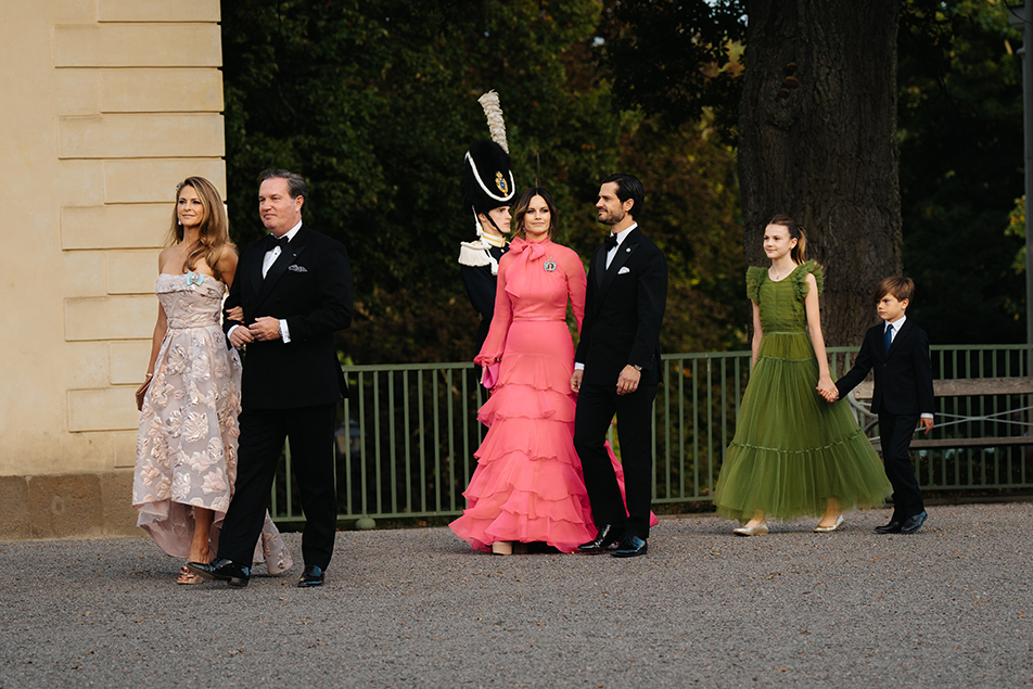 The Prince Couple, The Princess Couple, Princess Estelle and Prince Oscar arrive for the jubilee performance at Drottningholm. 