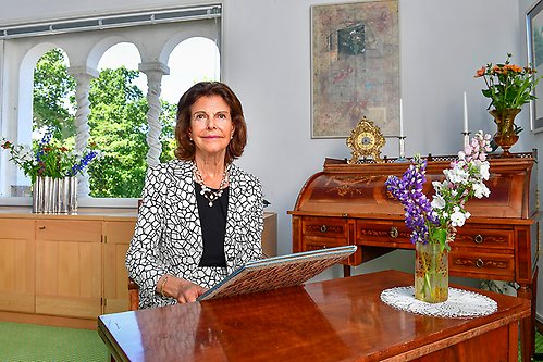 Drottningen talade vid telekomkonferens från Sollidens slott. 