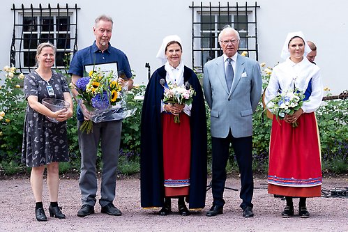 Kungen delade ut Sollidenpriset "Årets ölänning" till Jan-Henrik Fallgren. 