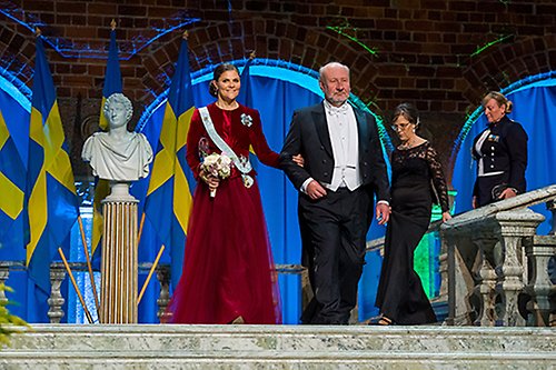 Kronprinsessan tillsammans med Björn Sundell, vice preses i Kungl. Skogs- och Lantbruksakademien. 