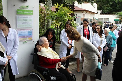 Drottningen invigde ett nytt rehabiliteringscenter för äldre i São Paulo. 