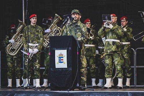 Prins Carl Philip talade vid återinrättandet av Västernorrlands regemente. 