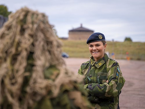 The Crown Princess visits the Life Regiment Hussars (K3) in Karlsborg. 