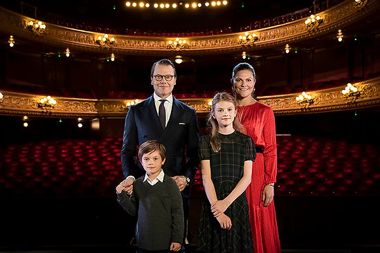 Kronprinsessfamiljens julbesök på Kungliga Operan