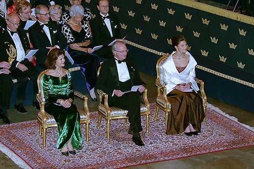 Kungaparet och Kronprinsessan vid konserten i Rikssalen på Kungl. Slottet den 21 november 2006. 