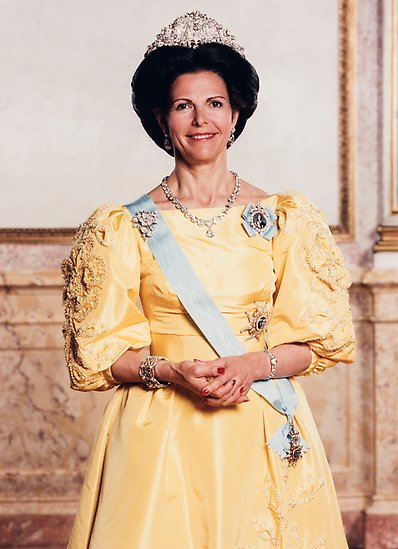 HM The Queen 1993