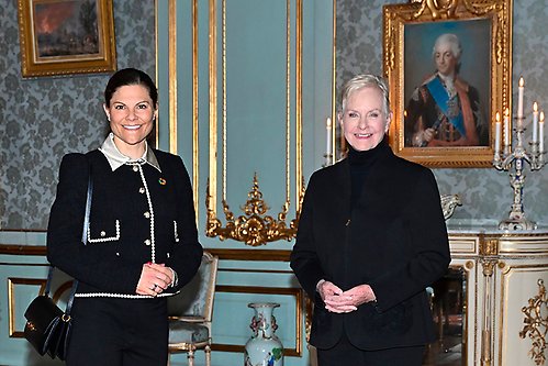 Kronprinsessan tog emot Cindy McCain från World Food Programme på Kungl. Slottet. 
